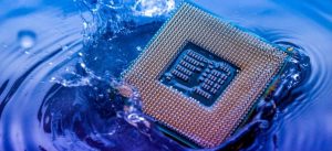 TDP چیست؟ TDP بیشترین میزان و اندازه گرمایی است که یک پردازنده مرکزی (CPU) یا یک پردازنده گرافیکی (GPU) زیر سنگین‌ترین فشار و بار کاری، تولید می‌کند.